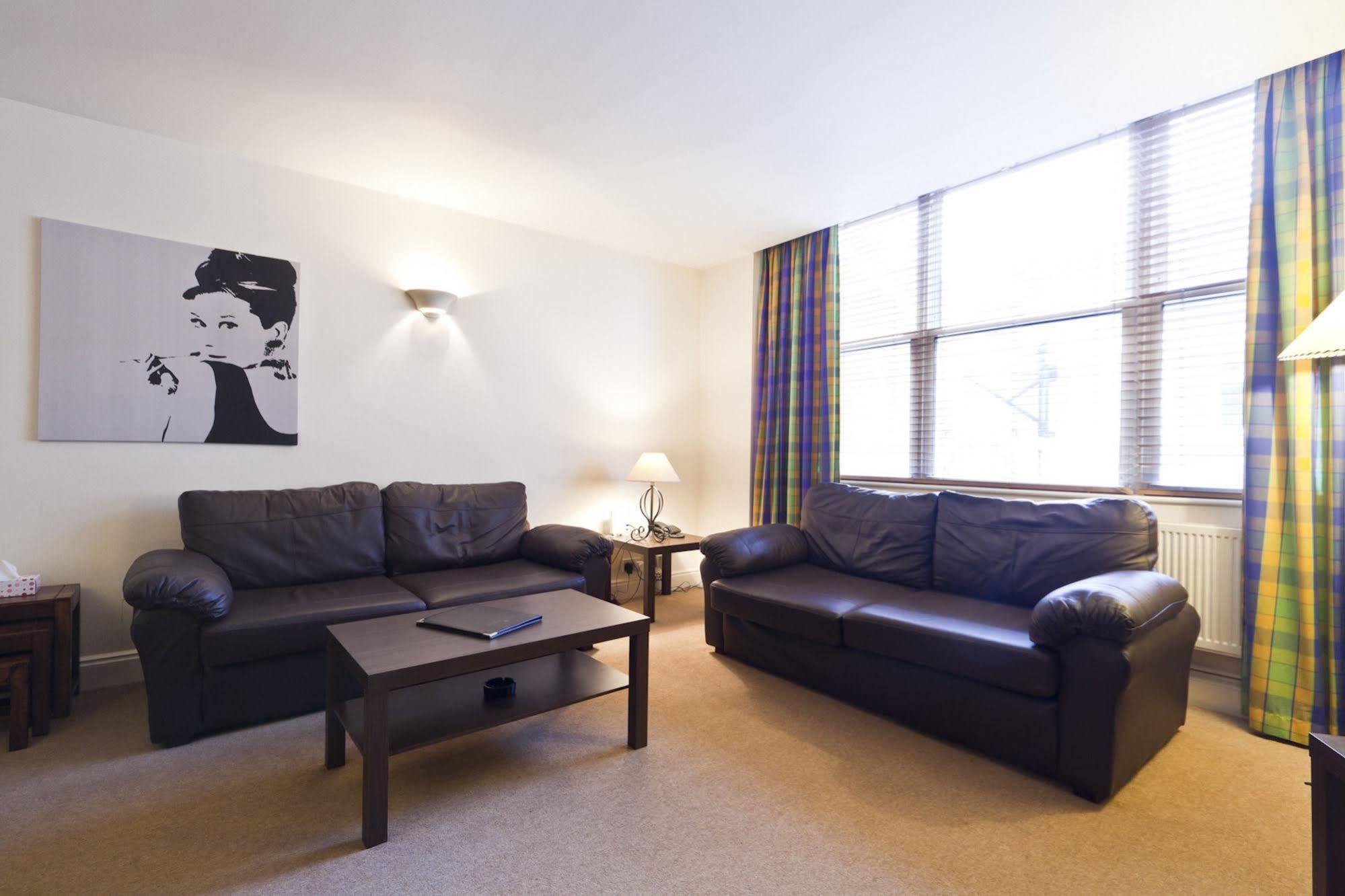 Park Lane City Apartments Лондон Экстерьер фото