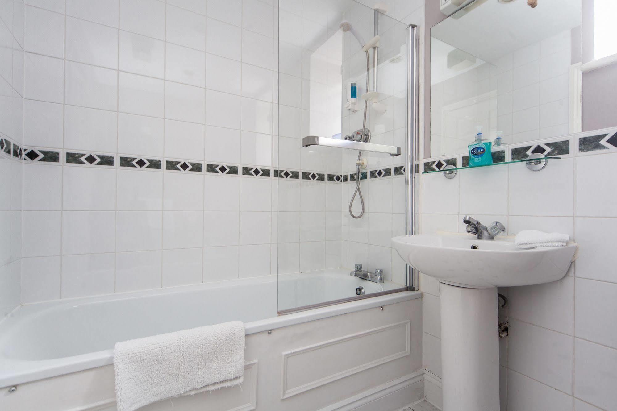 Park Lane City Apartments Лондон Экстерьер фото